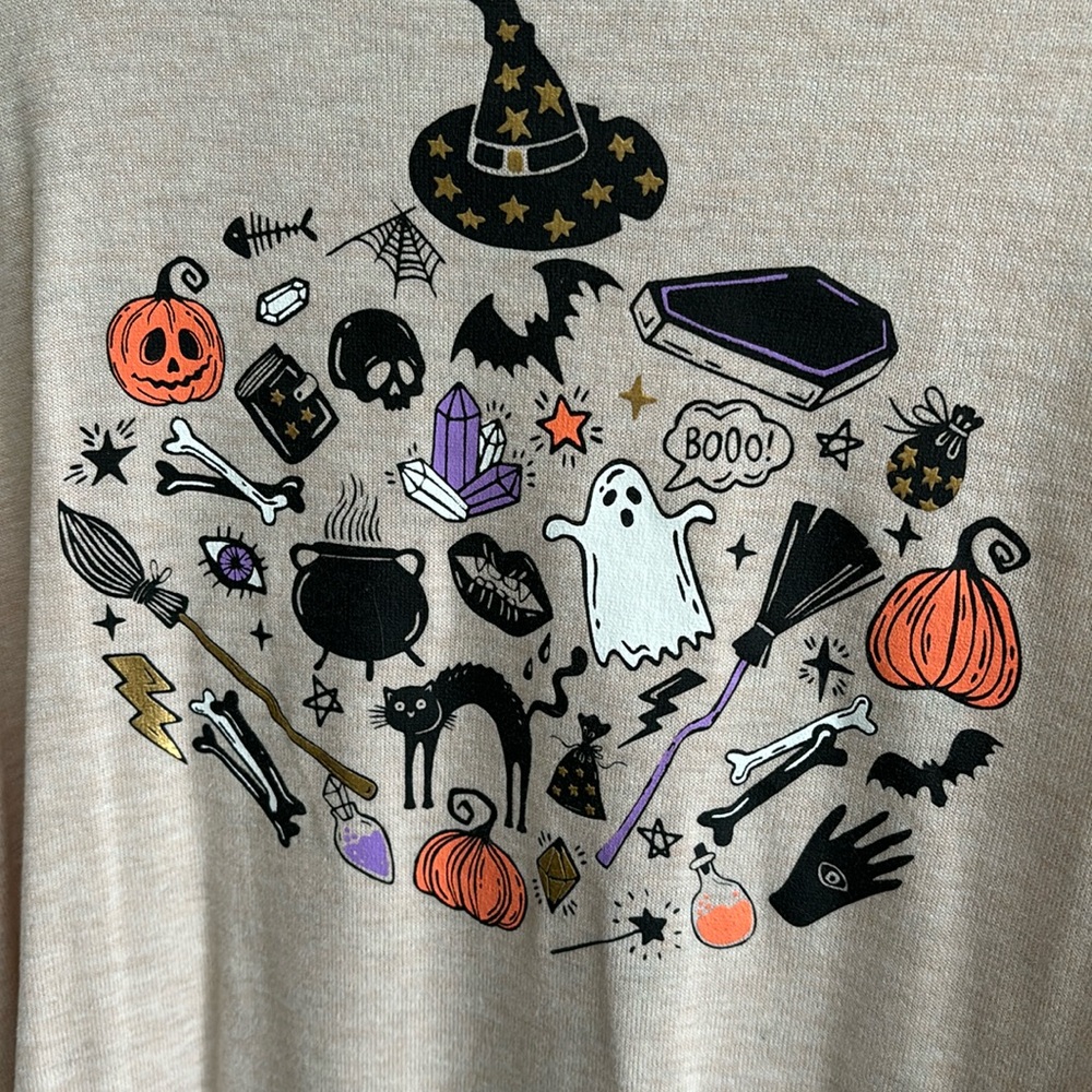 XL long sleeve Halloween shirt never worn brand brand new 16-18